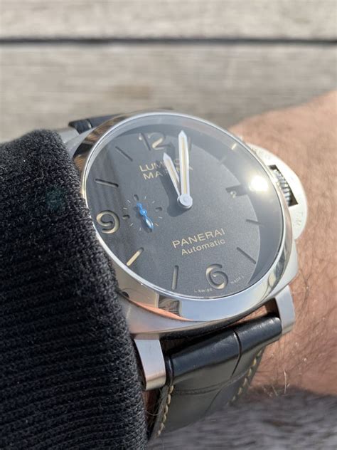 [Panerai] PAM 1312 in the Sun : r/Watches 